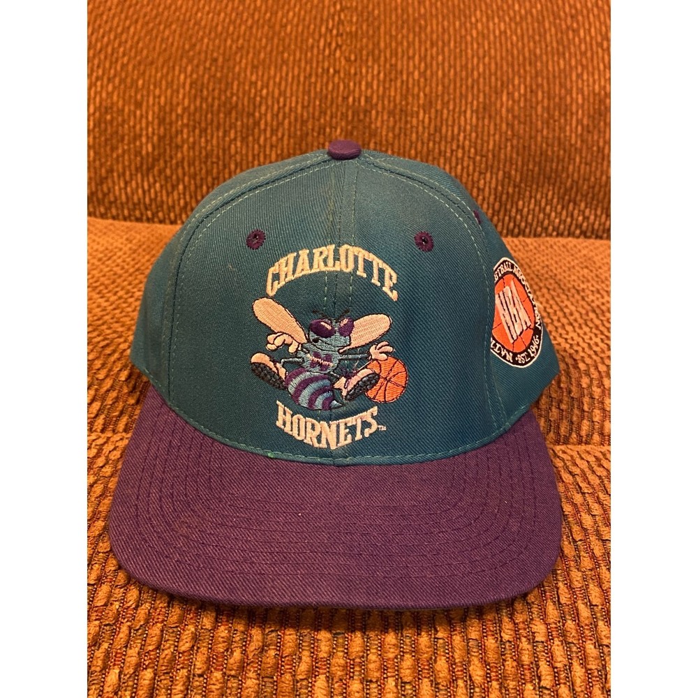 Vintage 90's Charlotte Hornets Basketball NBA Fitted Hat Size 7 1/8